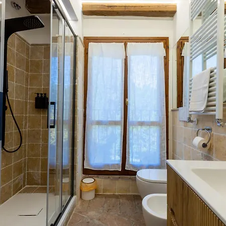 Bolognaroomscom - La Cascina Pensión 3*