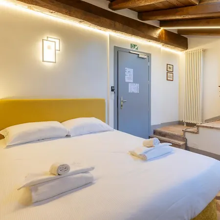 بيت ضيافة Borgo Malvasia- La Cascina ساسو ماركوني