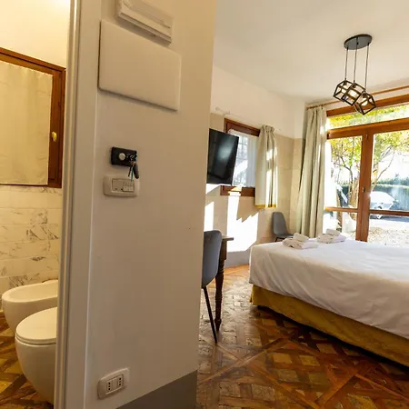 Bolognaroomscom - La Cascina Pensión