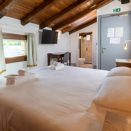 Borgo Malvasia- La Cascina Gasthof 3*