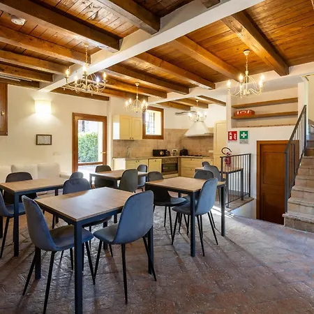 Gasthof Borgo Malvasia- La Cascina