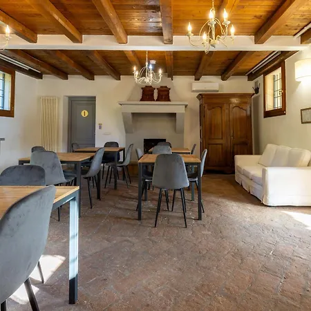 Borgo Malvasia- La Cascina 3*