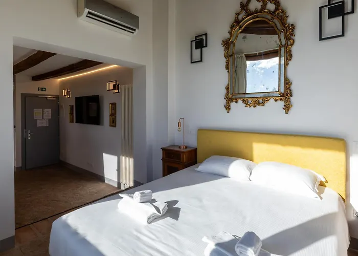 Bolognaroomscom - La Cascina 3* ساسو ماركوني