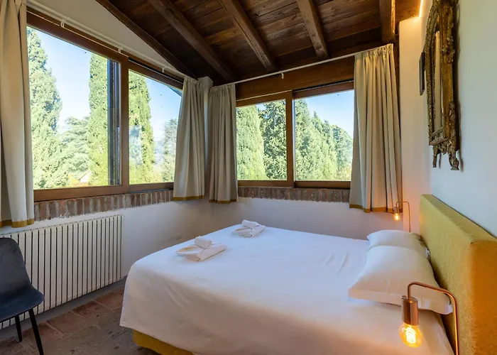 Konukevi Bolognaroomscom - La Cascina 3*