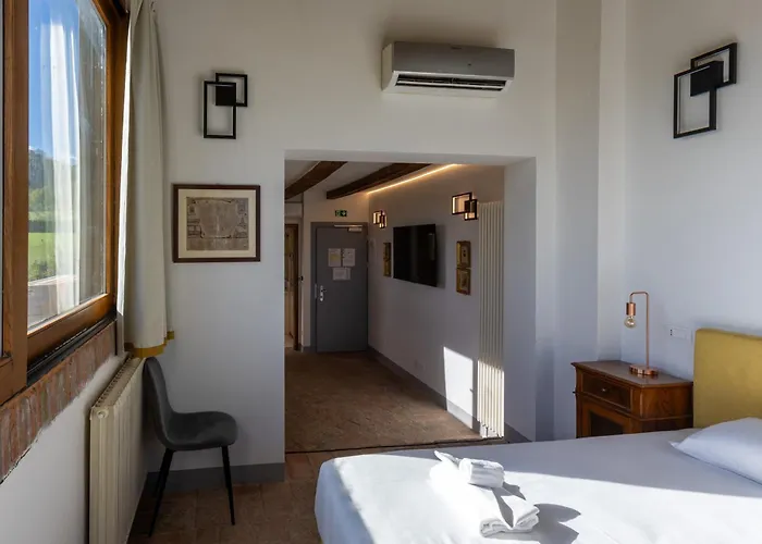 Πανσιόν Bolognaroomscom - La Cascina