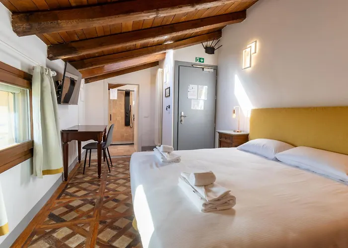 Bolognaroomscom - La Cascina